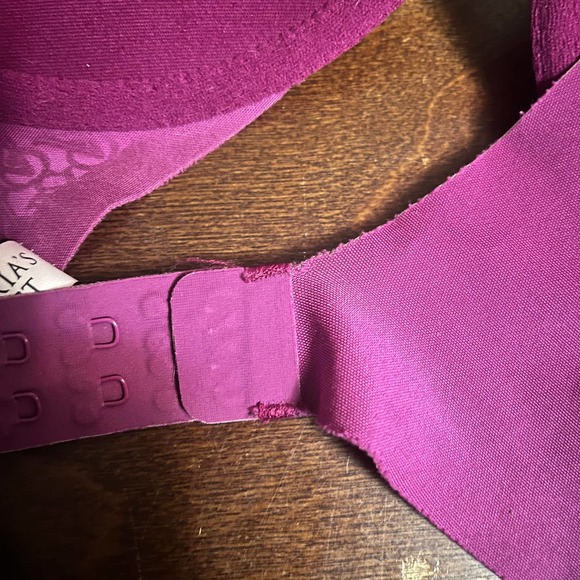 Victoria's Secret Purple Push Up Bra 32D - Picture 5 of 5